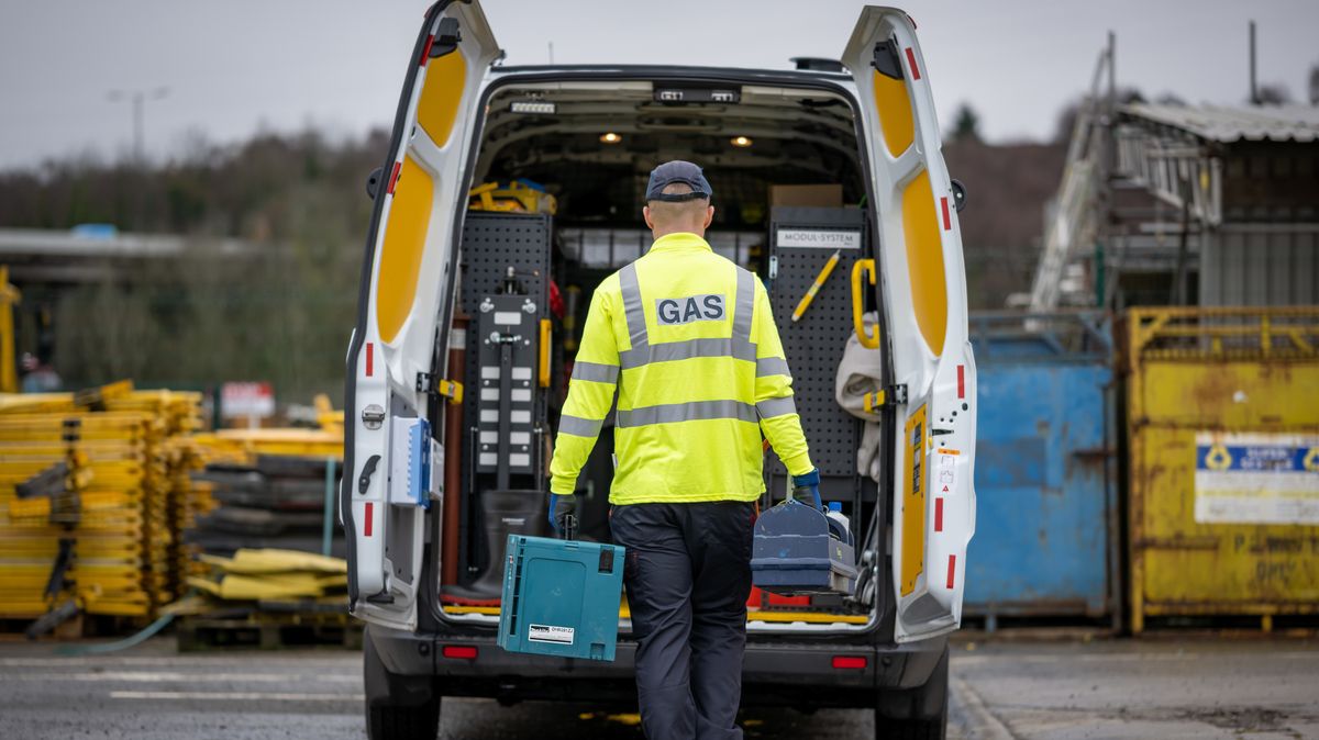 Gas work misery to go on for three more months in Bude