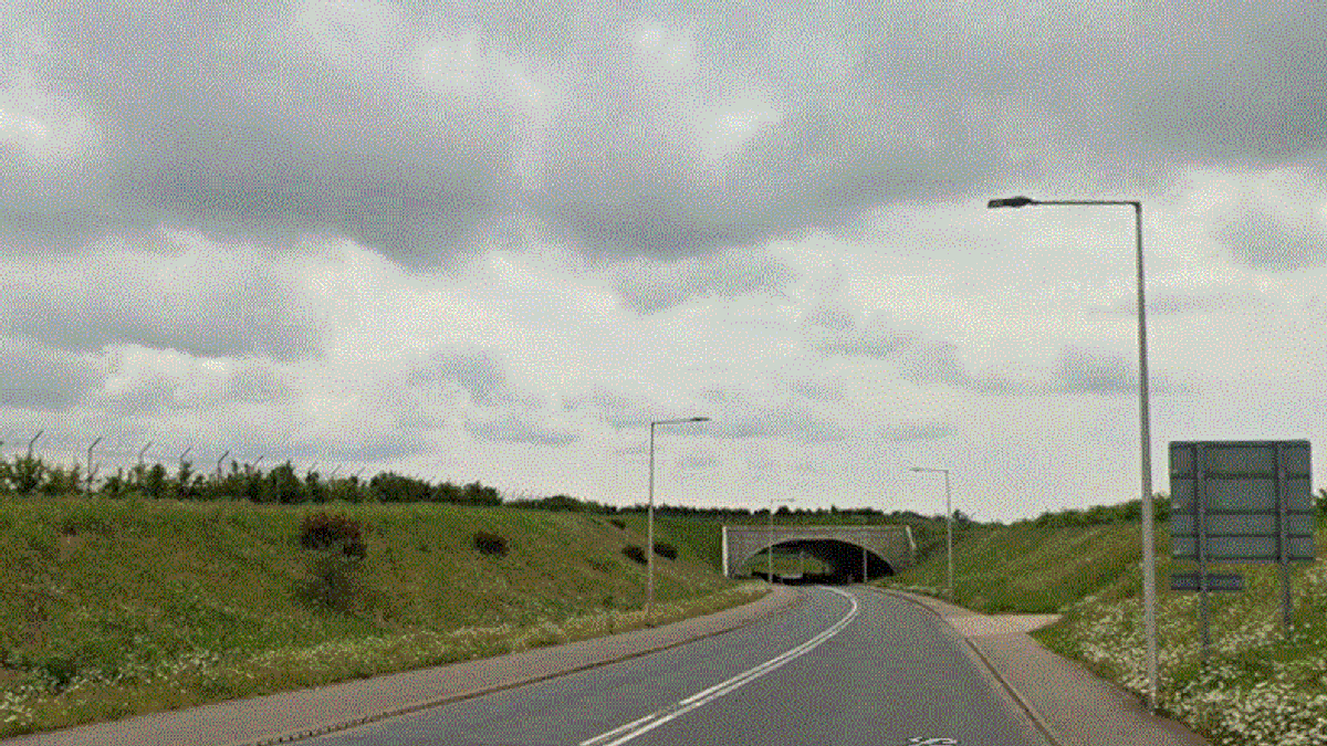 B3174 Reopens Following Reported Lorry Crash Near Exeter Airport