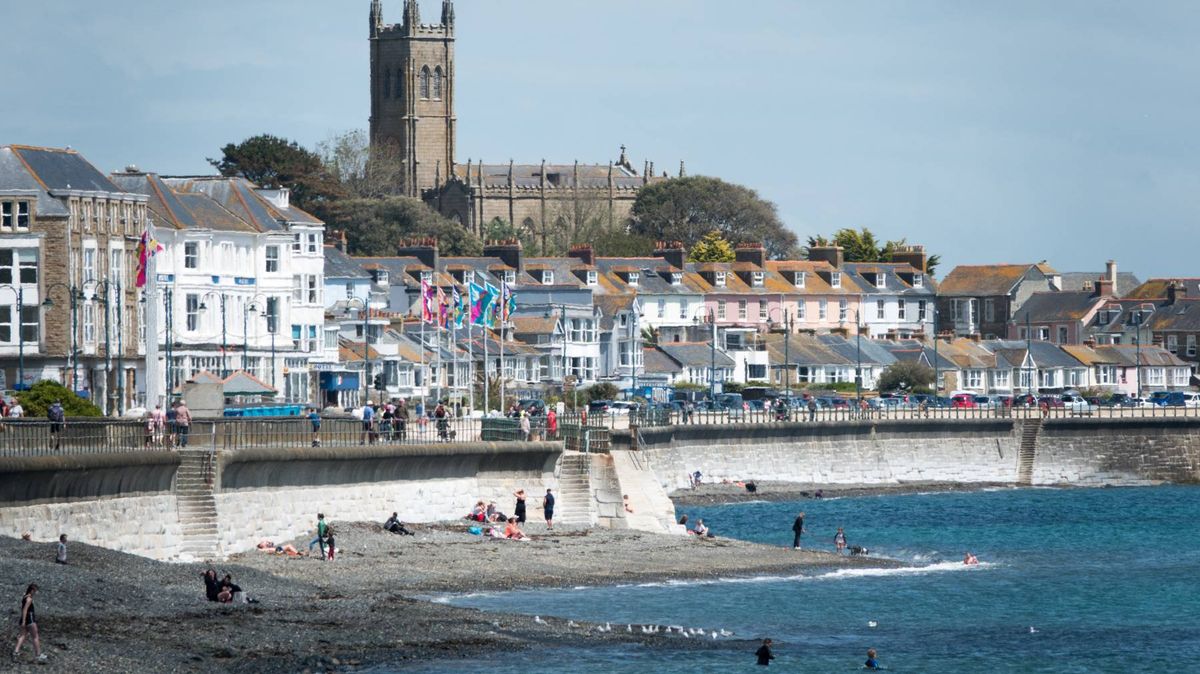 Protesters in Fly Costumes to Drag Giant Poo Along Penzance Seafront