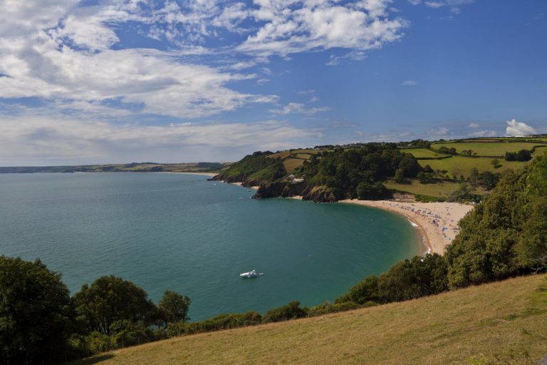 Swimmer Dies After Rescue at Devon Beach