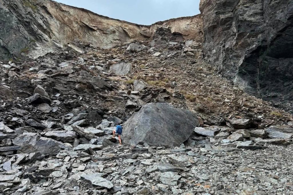 Cliff Fall Destroys Beloved Cave at Cornwall Beach
