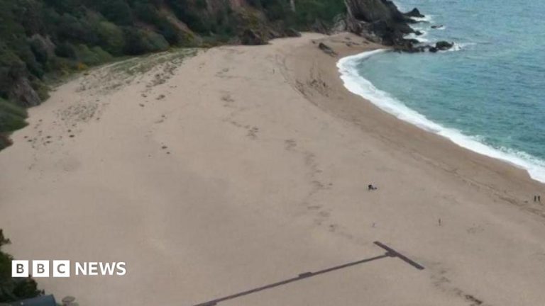 Man Dies After Getting Into Difficulty at Blackpool Sands