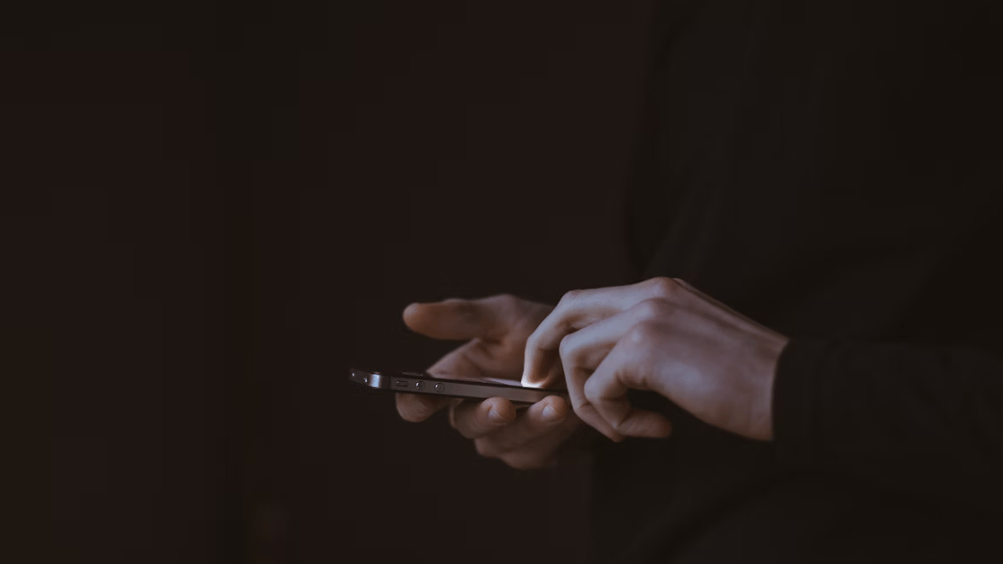 Devon Police Warn of Fake Celebrity Profiles Used by Scammers