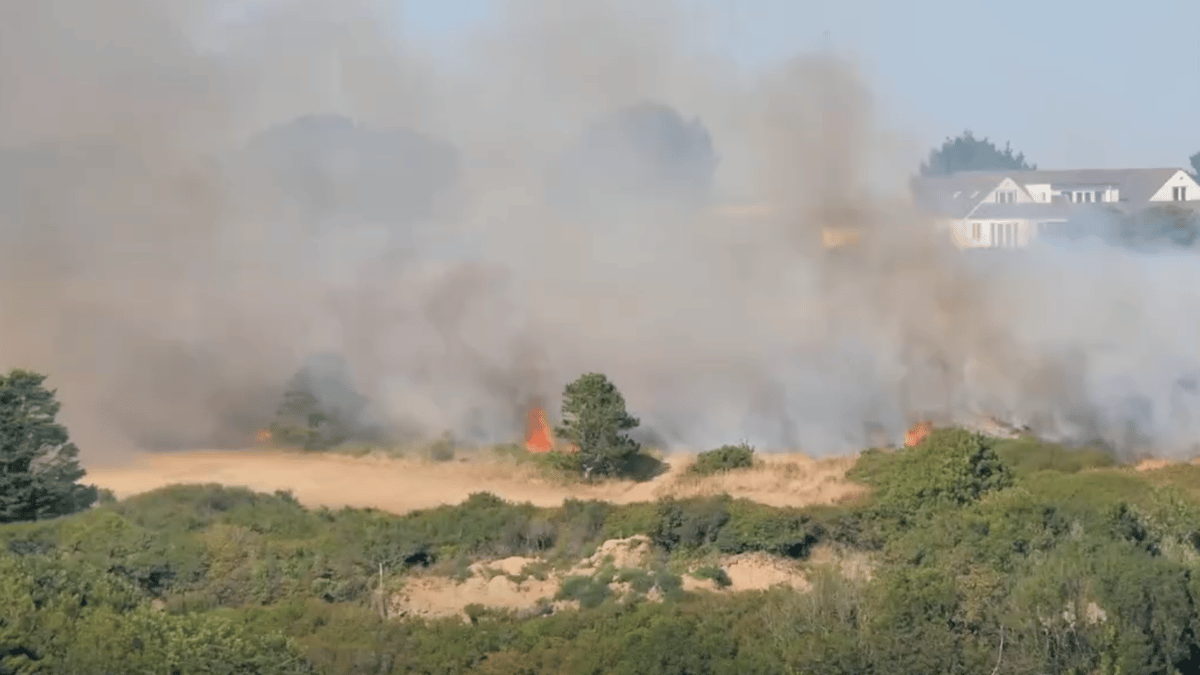 Crews Fight Blazes at Porth and Mawgan Porth