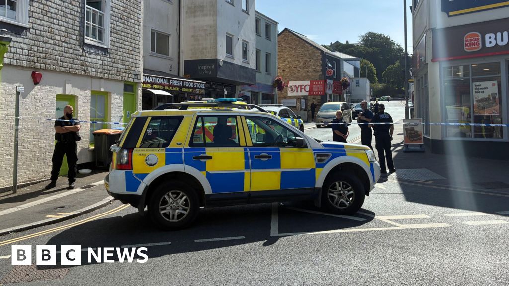 Three Injured in Large Truro City Centre Fight