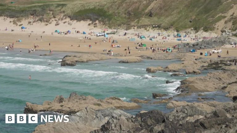 Man and Two Boys Rescued After Tide Cuts Off Fistral Beach