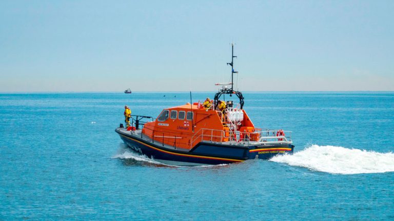 RNLI Denies Lifeboat Brought Migrants to Cornish Port