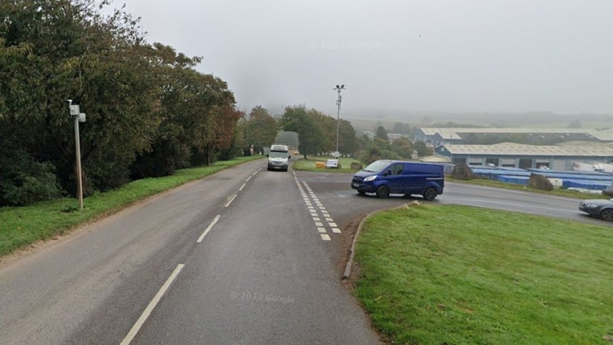 Hurn Recycling Ltd Seeks Goods Vehicle Licence Change at Greendale