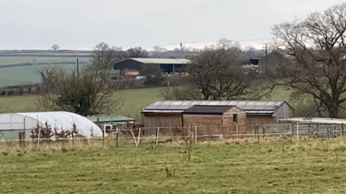 Councillors Overrule Advice to Allow Farming Family Barn Home