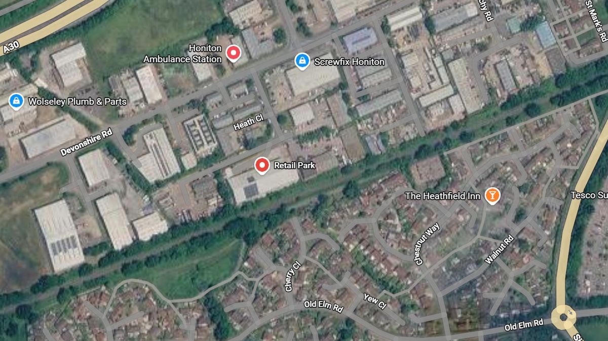 New Food Warehouse in Honiton Seeks Alcohol Licence