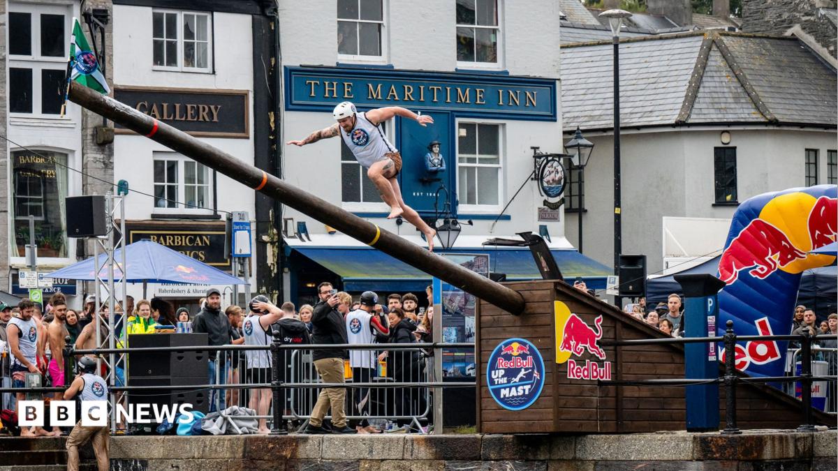 Red Bull's Up The Mast Challenge Returns to Plymouth