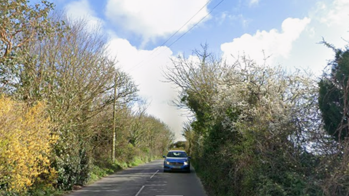 Lizard Peninsula Road Closed After Lorry Crash