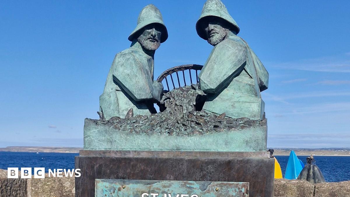 Bronze Sculpture Honours St Ives Fishermen
