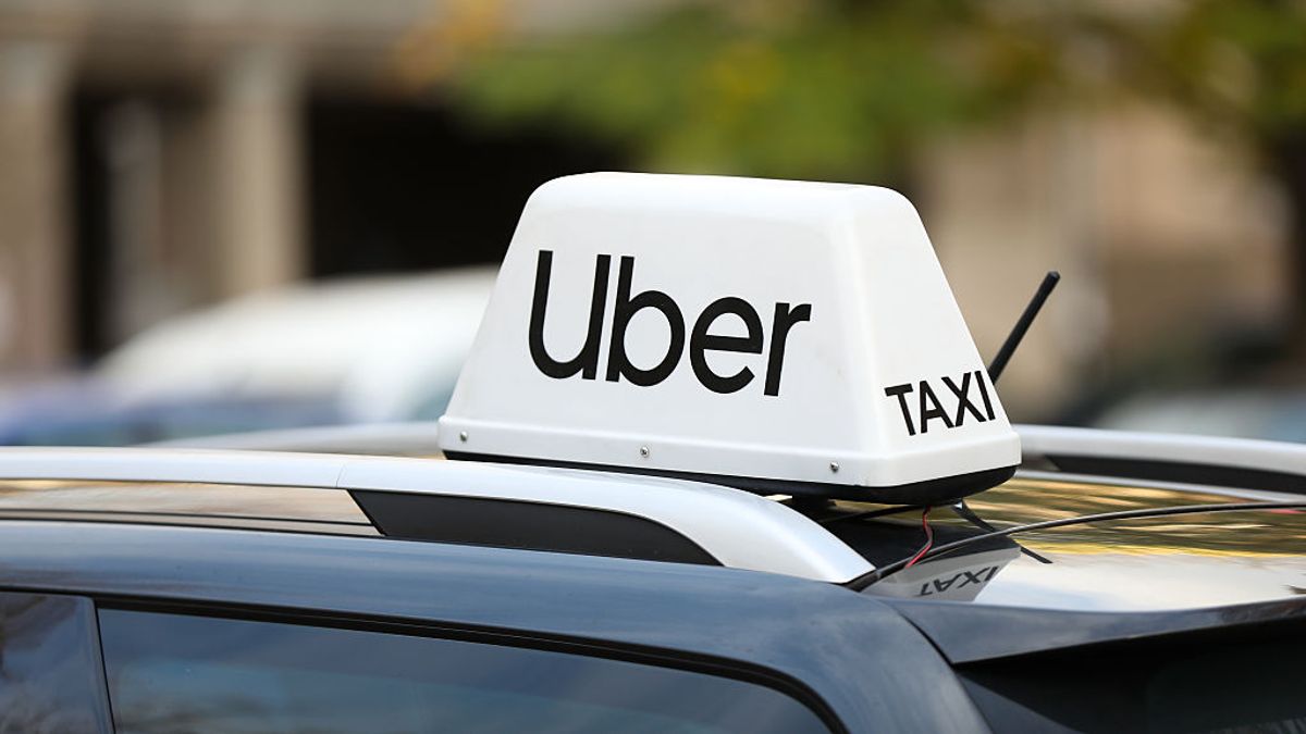 Uber Influx in Cornwall Fuels Taxi Competition Debate