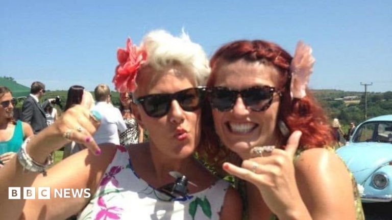 Flamingo Walk Planned in Memory of Laura Plane