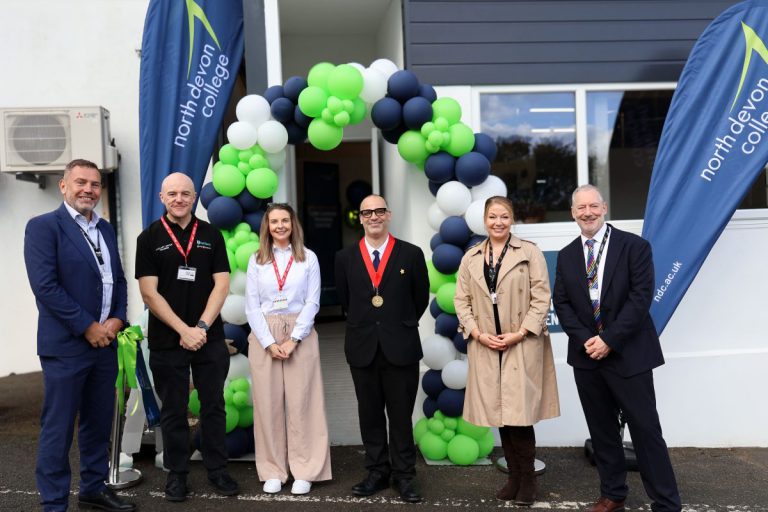North Devon College Opens Low Carbon Training Centre