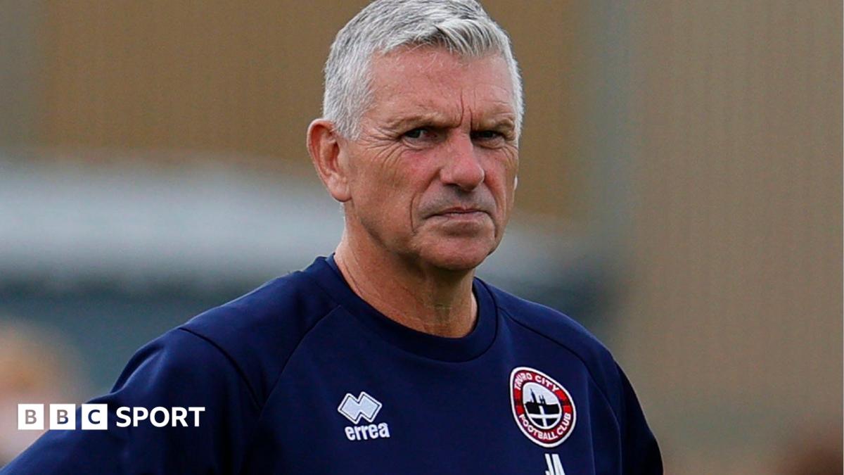 Truro City's 'Worst Performance' Leads to Draw with Walton & Hersham