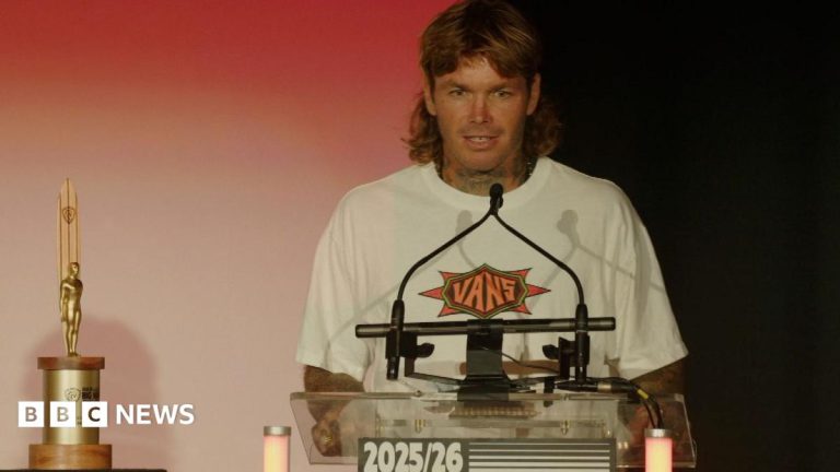 Tom Lowe First British Surfer to Win Big Wave Award