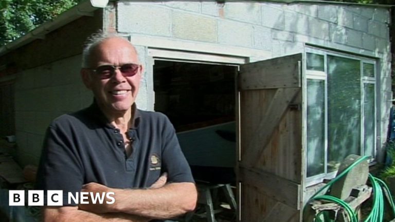 Blue Plaque to Honour Gig Boatbuilder Ralph Bird