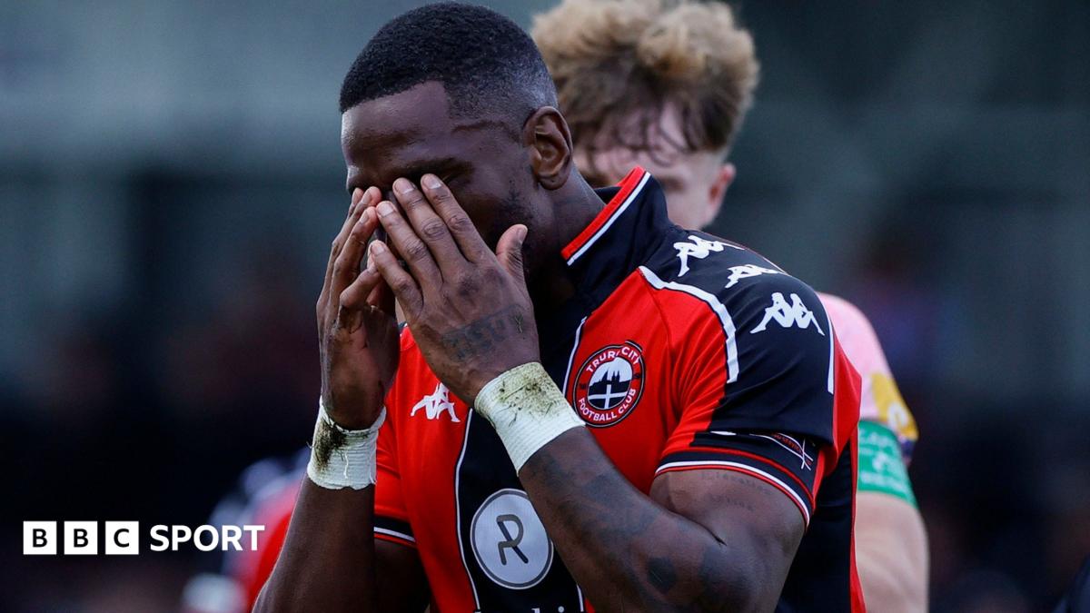 Omar Bogle Red Card Disappoints John Askey
