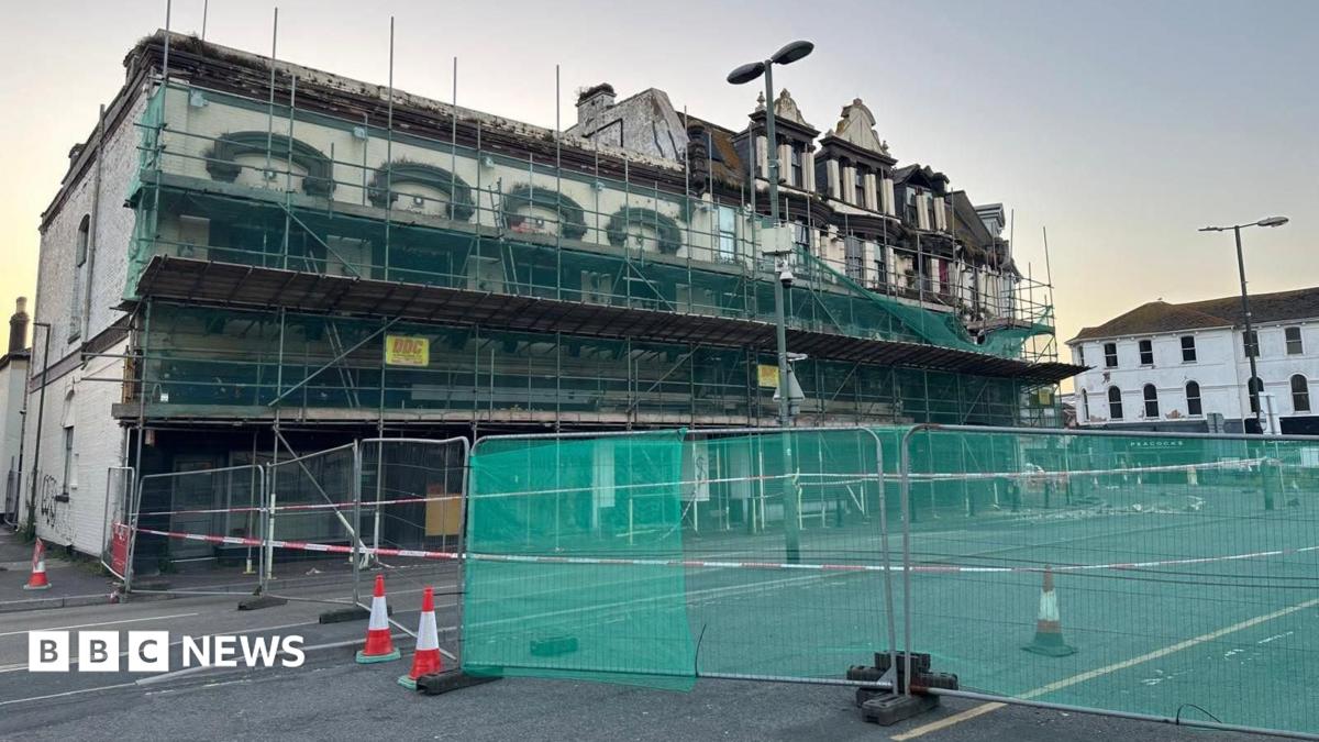 Asbestos Removal to Begin at Former Paignton Hotel